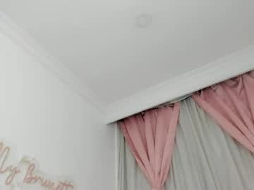 my_brunetteee Spanish speaking webcam model